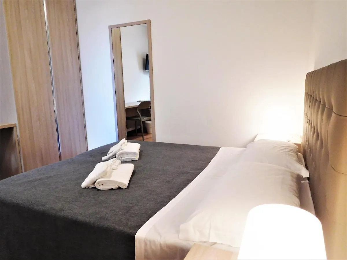 Gabbiano Apartments Rimini 0*,