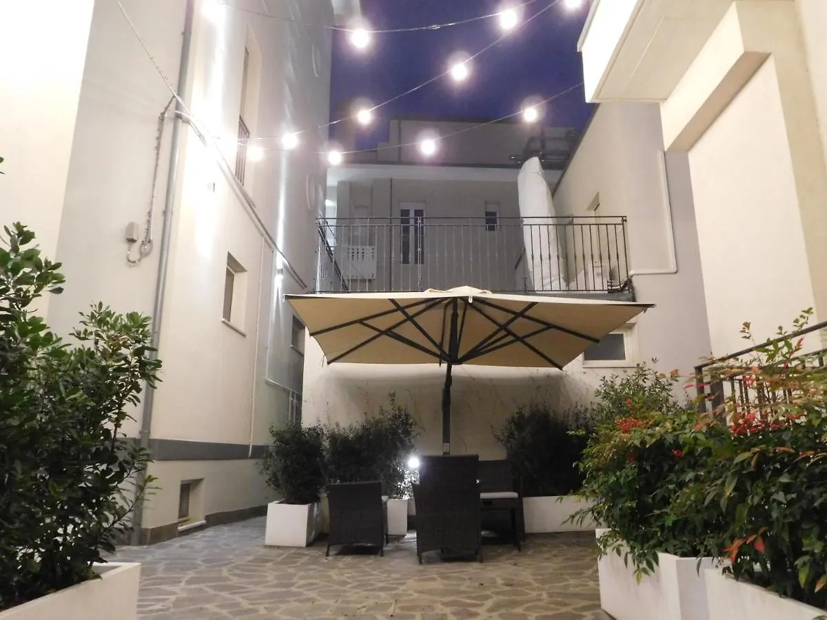Gabbiano Apartments Rimini 0*,  Italia