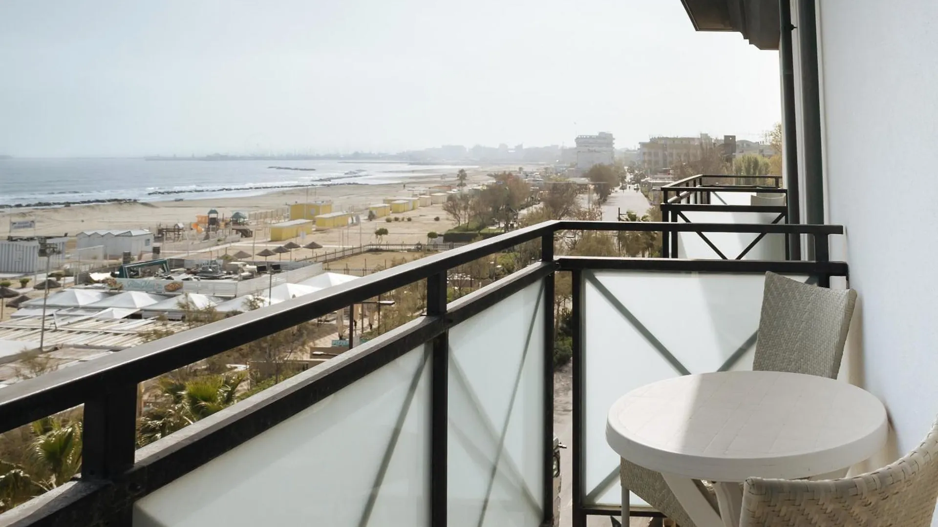 Gabbiano Apartments Rimini 0*,